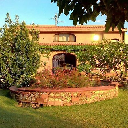 مبيت وإفطار كاتانزارو Borgo Piazza المظهر الخارجي الصورة
