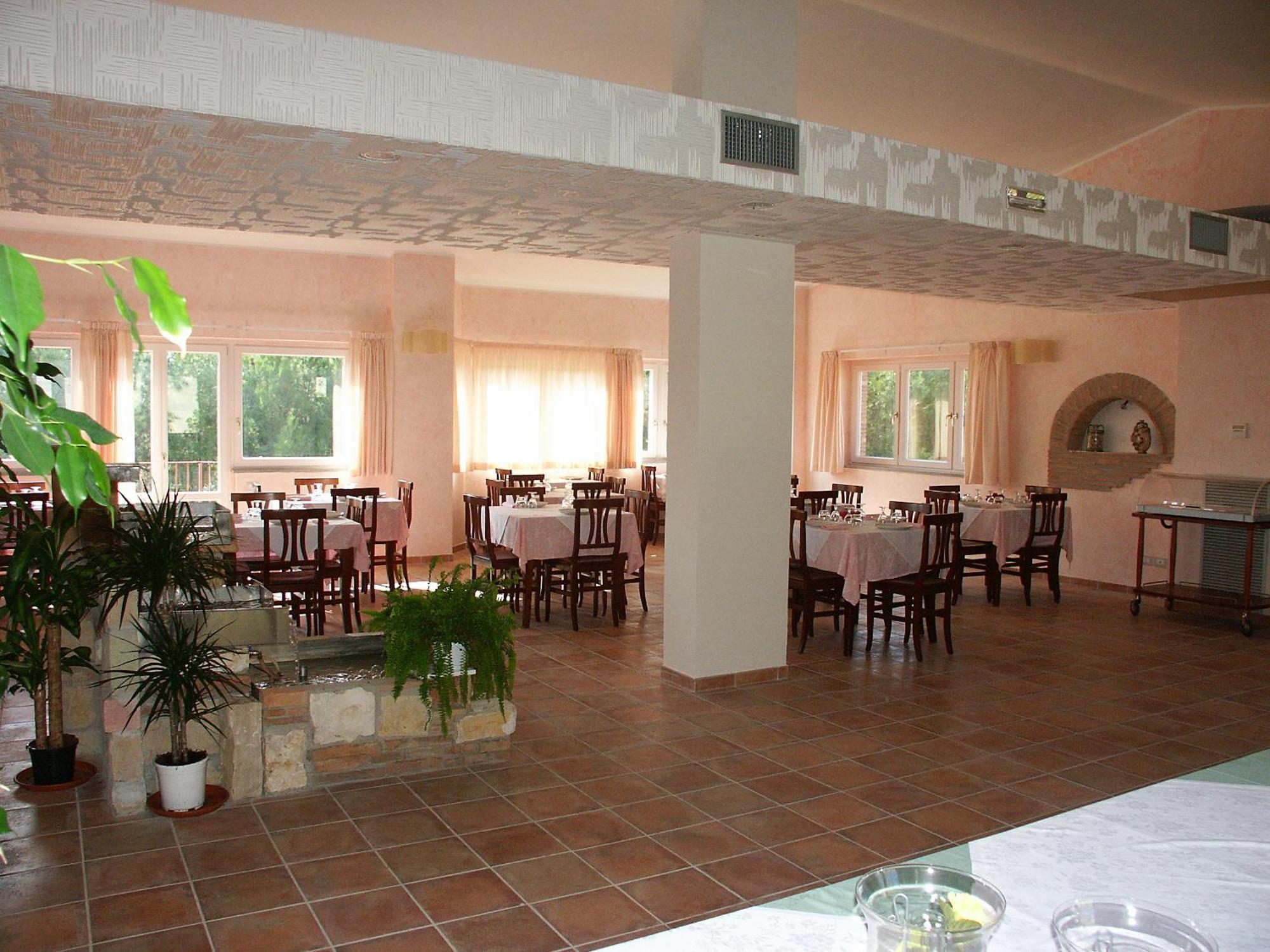 مبيت وإفطار كاتانزارو Borgo Piazza المظهر الخارجي الصورة