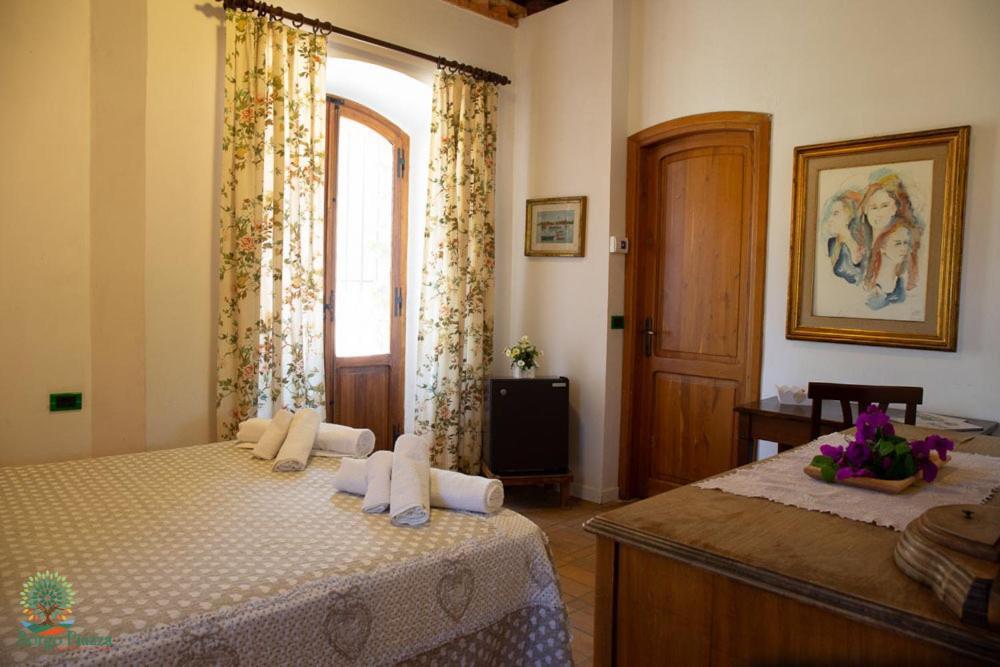 مبيت وإفطار كاتانزارو Borgo Piazza المظهر الخارجي الصورة