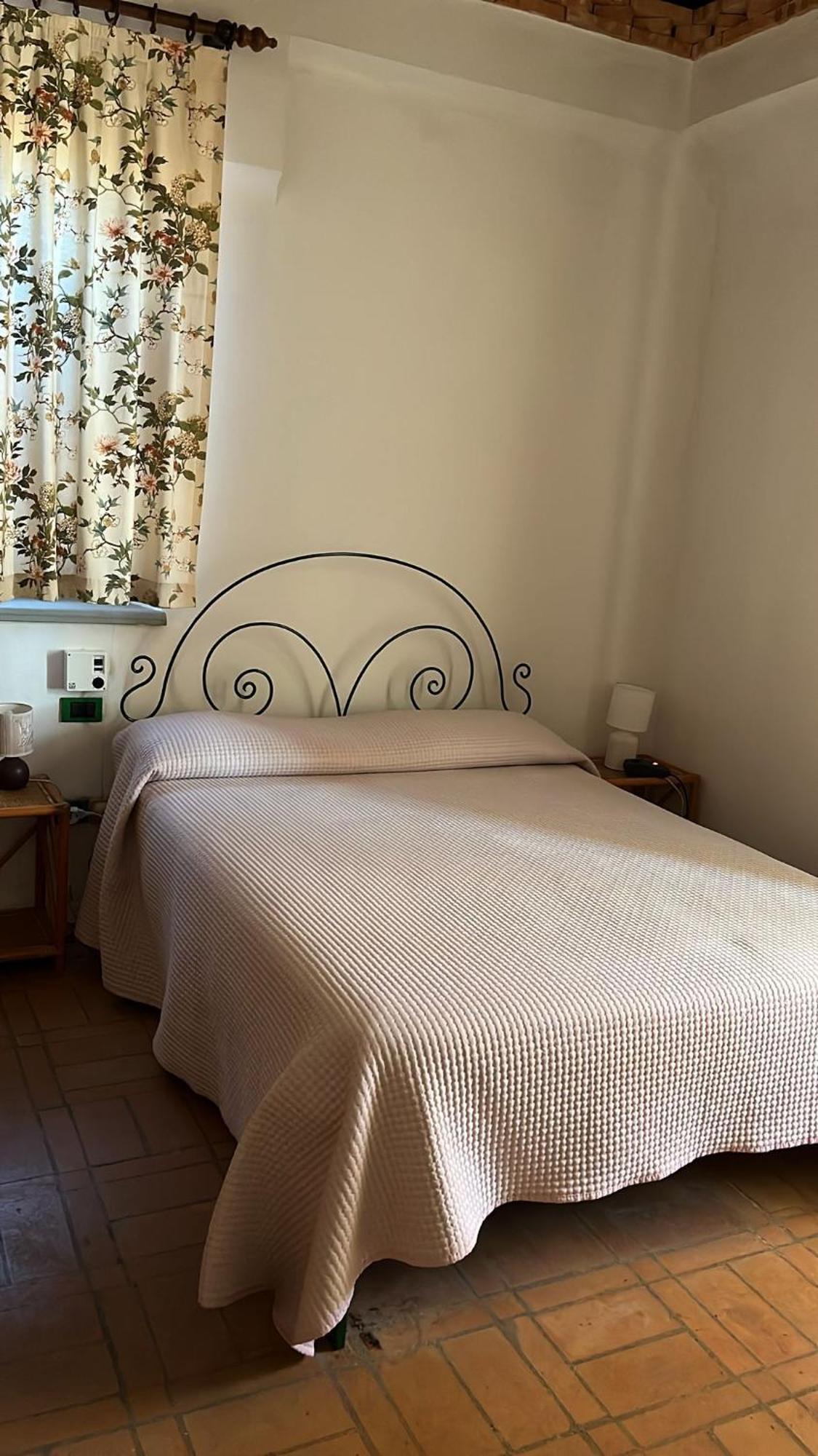 مبيت وإفطار كاتانزارو Borgo Piazza المظهر الخارجي الصورة